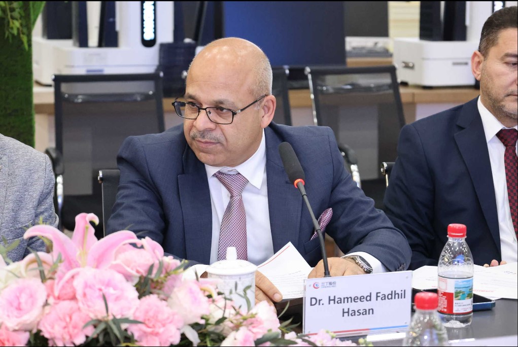 Dr. Hameed Fadhil Hasan of Mustansiriyah University addressing the participants